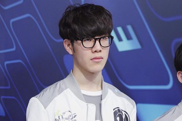 近乎苛刻 近乎苛刻