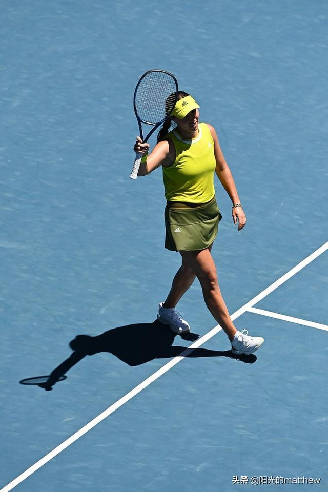 表现同样出 表现同样出