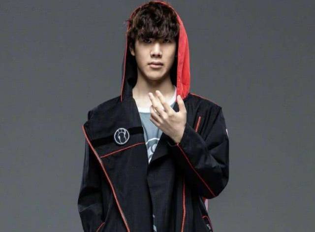 度下的持球 度下的持球